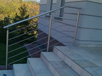 Rozsdamentes (inox) lépcsőkorlát